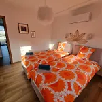 Cerf, Ouvre-moi Bed & Breakfast Rochefort