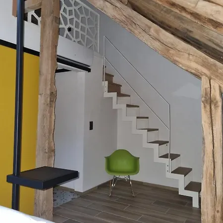 Cerf, Ouvre-moi Bed & Breakfast