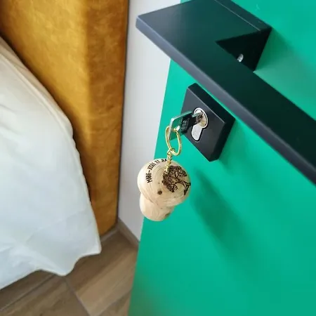 Bed & Breakfast Cerf, Ouvre-moi 3*