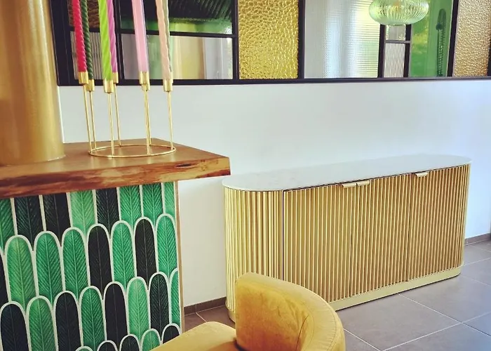 Cerf, Ouvre-moi Rochefort