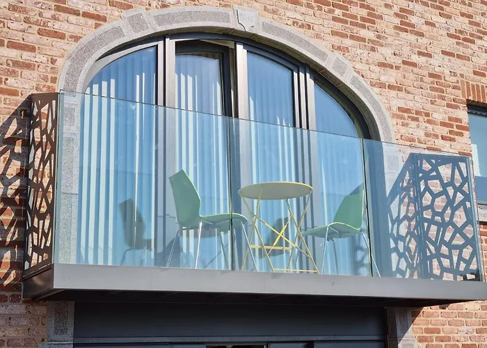 Cerf, Ouvre-moi Bed & Breakfast Rochefort