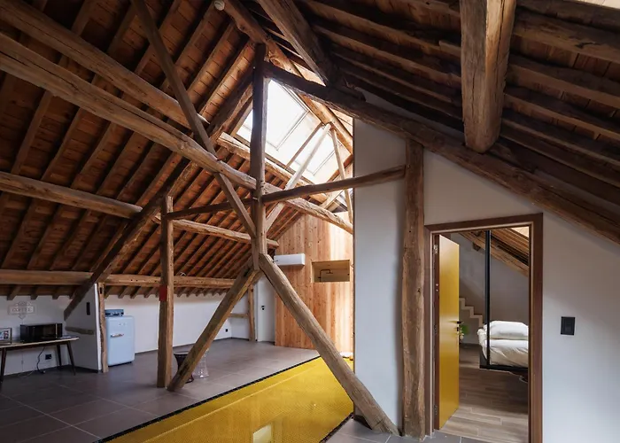 Cerf, Ouvre-moi Bed & Breakfast