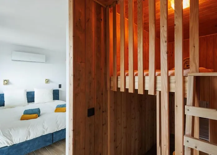 Cerf, Ouvre-moi 3* Rochefort